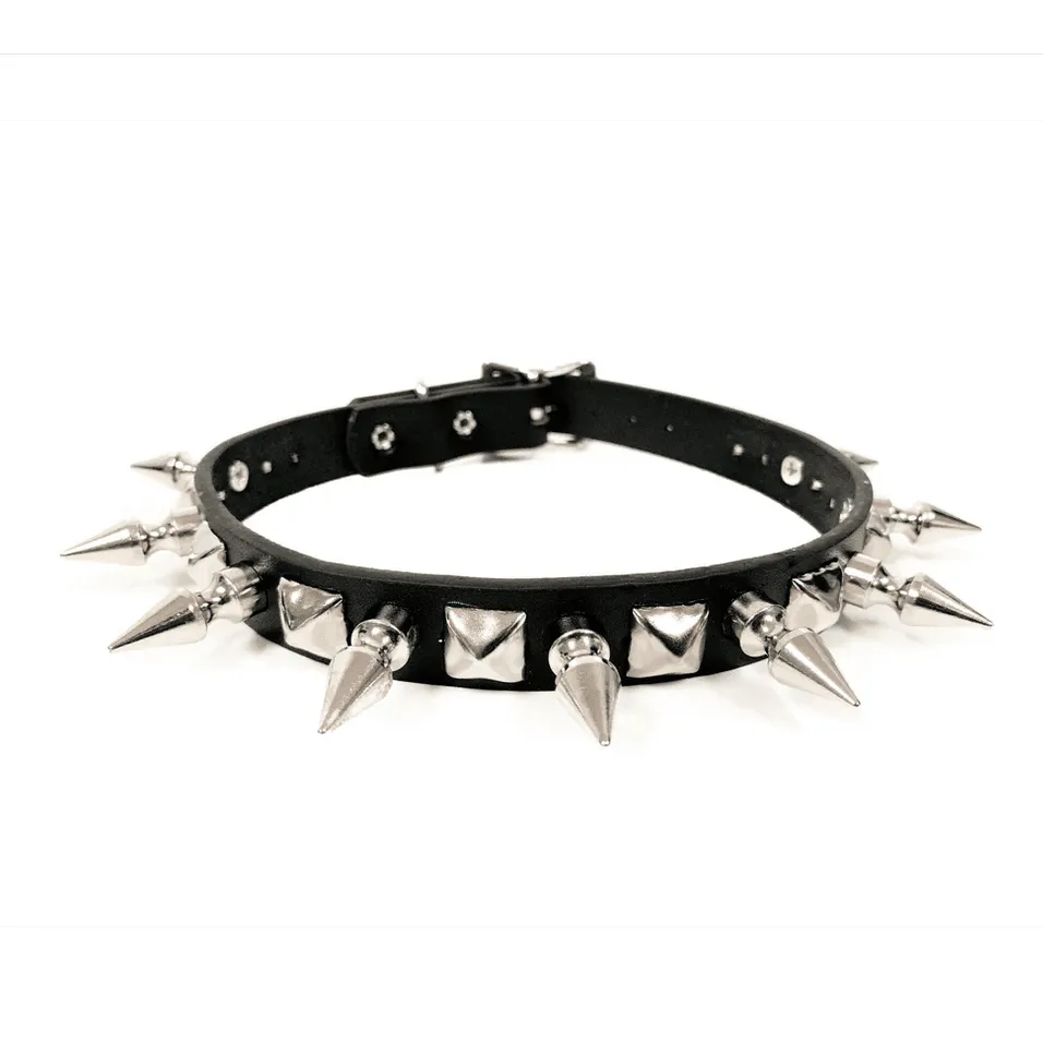 3/4" Black Leather Choker With 1 Row 1" Spikes & 1/2" Pyramids