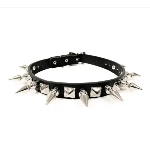 3/4" Black Leather Choker With 1 Row 1" Spikes & 1/2" Pyramids