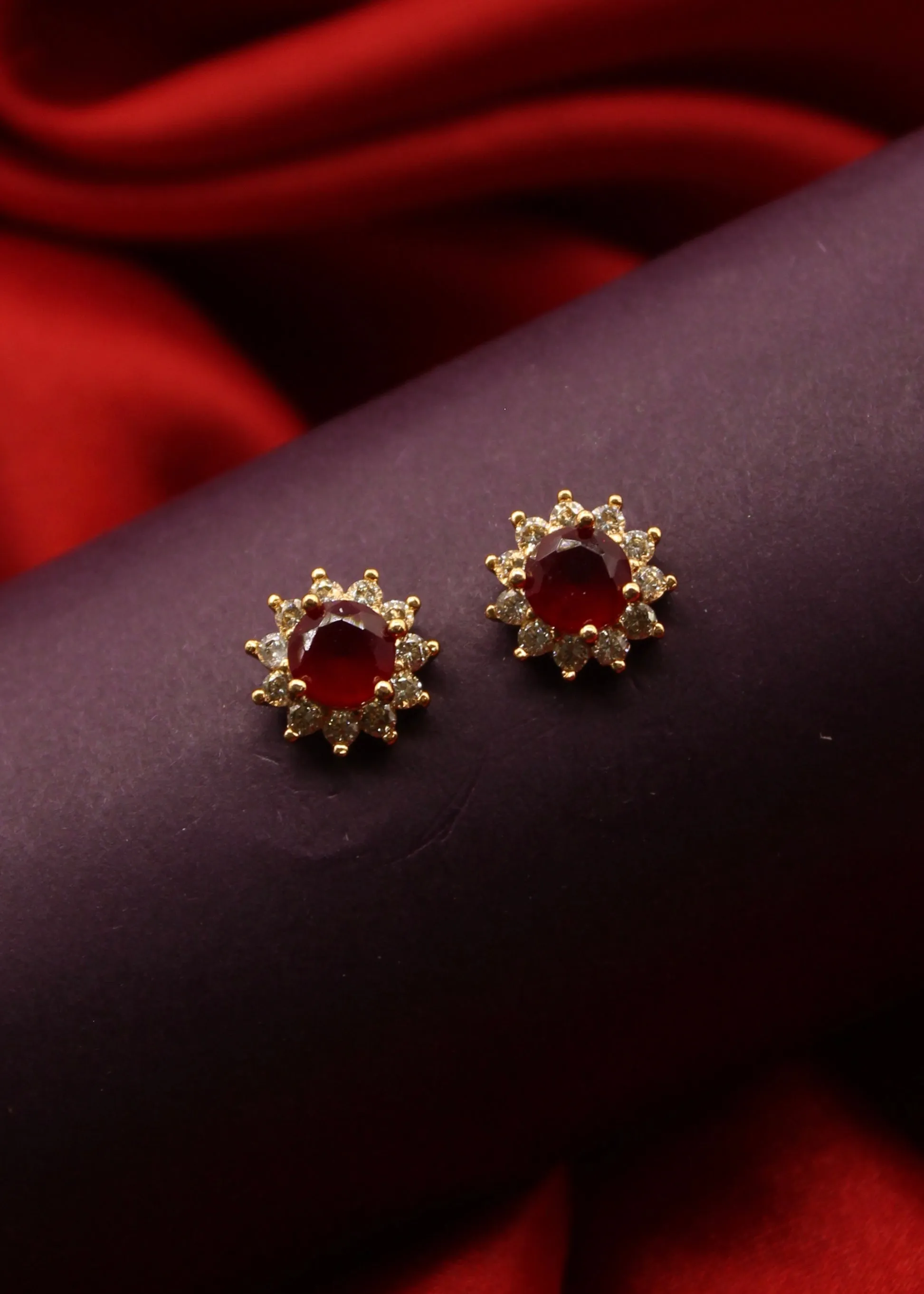 DELICATE FLORAL DIA STUDS