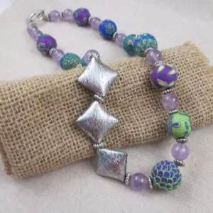 Lilac Fair Trade Bead Necklace in Samunnet and Amethyst Beads