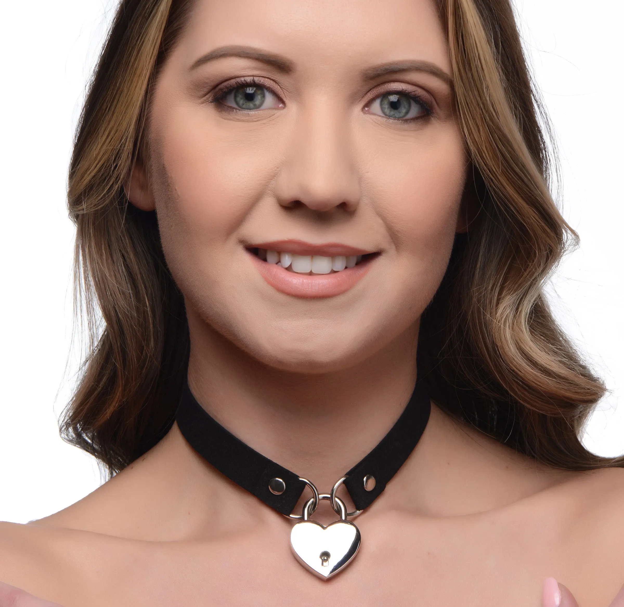 Locking Heart Choker