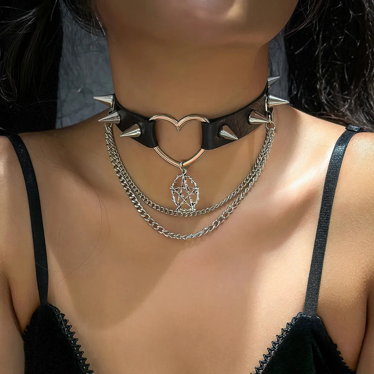 'Memory' Black Heart Chain Harajuku Rivet Choker