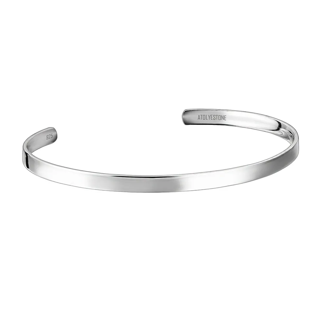 Minimalist Cuff in Silver