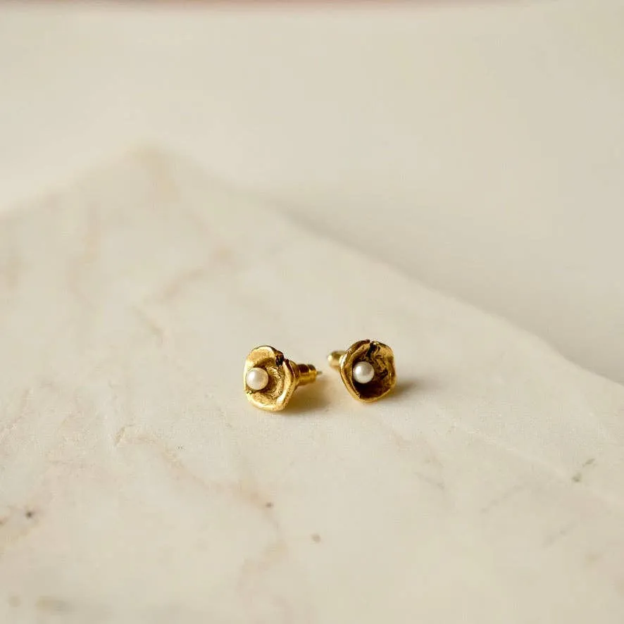 Oyster studs