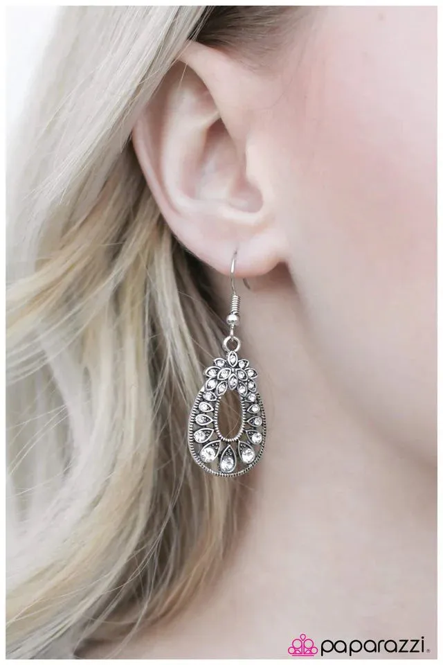 Paparazzi Earring ~ Got Glam? - White