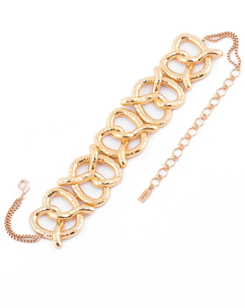 Pretzel Choker